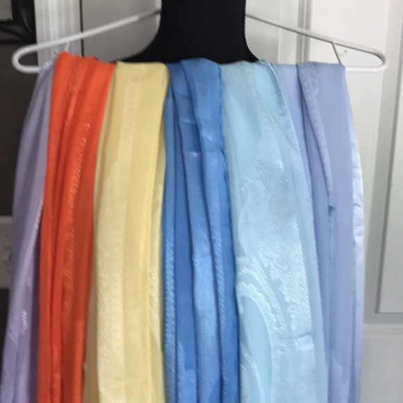 Scarf - Picture 3 of 5